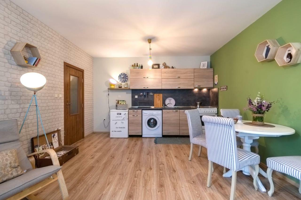 Soulful Apartments Varna Exterior foto