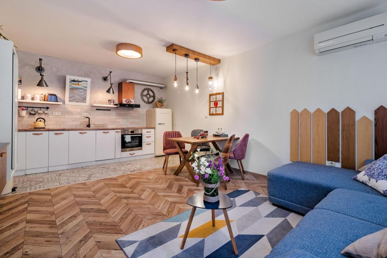 Soulful Apartments Varna Exterior foto