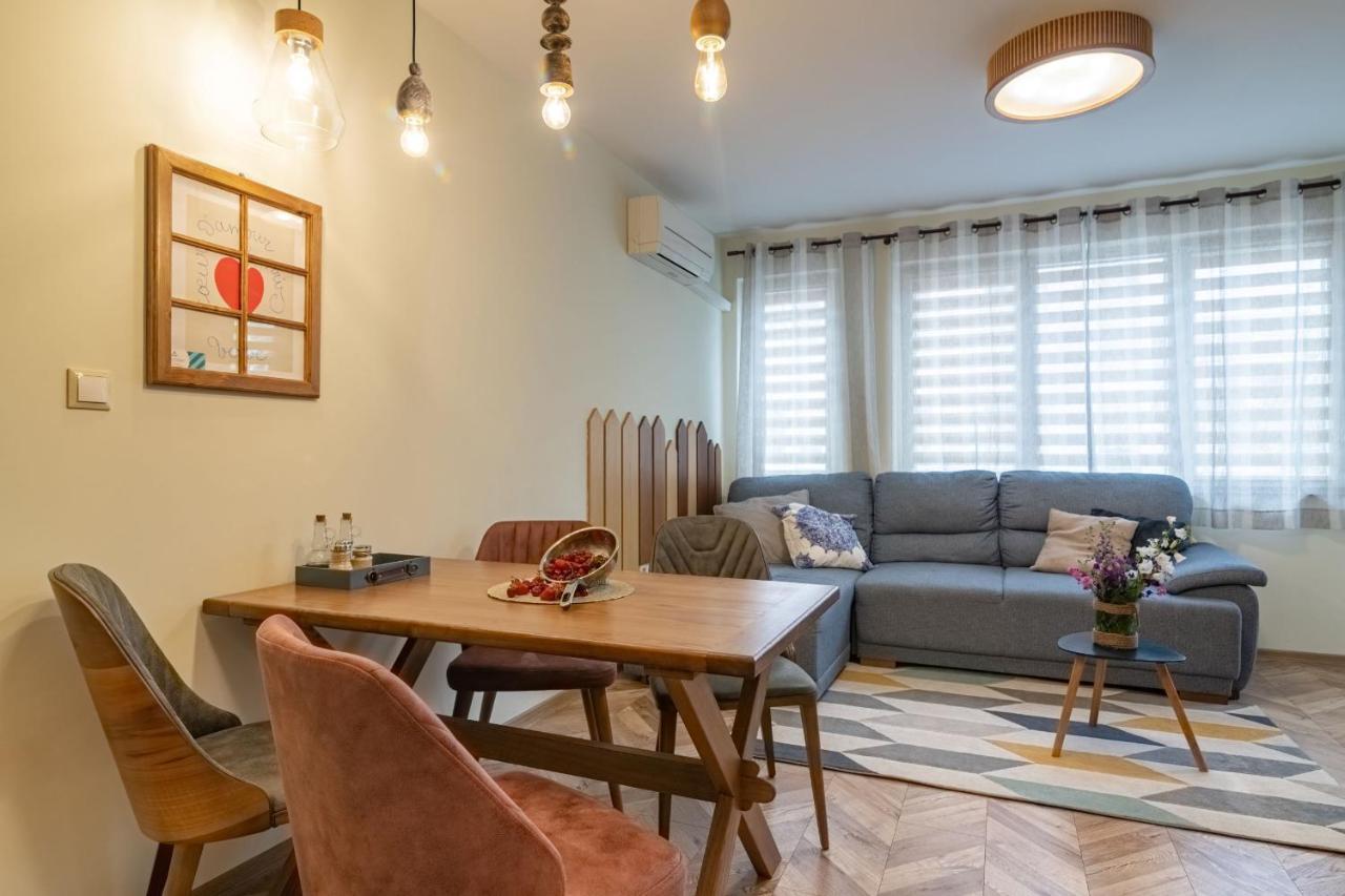 Soulful Apartments Varna Exterior foto